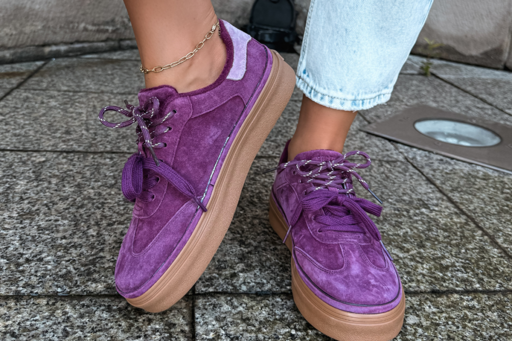 fioletowe buty jesienne 